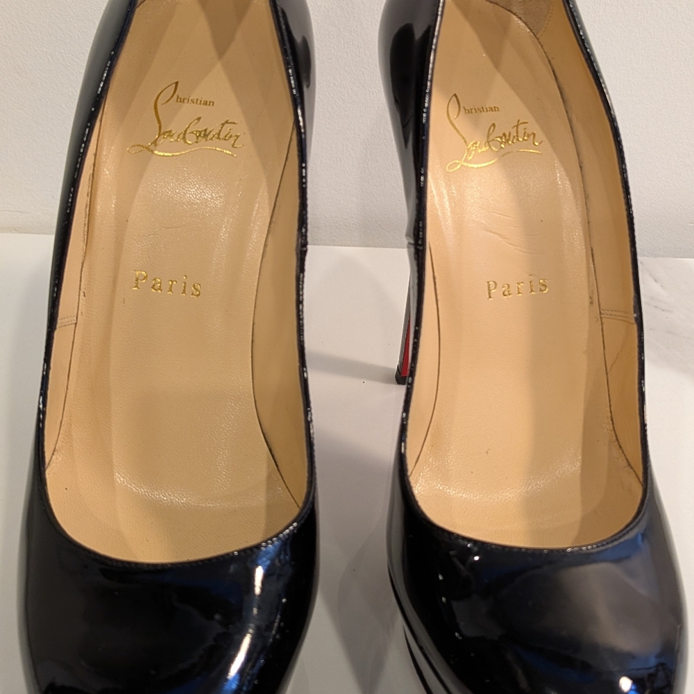 Christian Louboutin Black Patent Leather High Heel Bianca Pumps - Picture 8 of 11